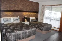 Dunolly Golden Triangle Motel Hotels in Maryborough