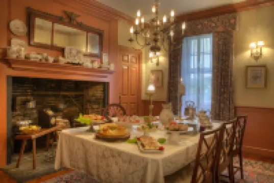 Francis Malbone House Hotels in Newport