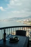 Holiday Suites Hotel & Beach Resort - con vistas a la montaña