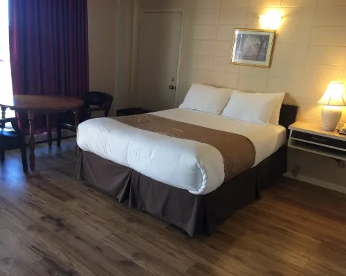 Siesta Motel Hotels in Olds