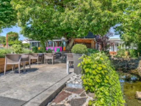 Ravel Hotel Cyrano Hotels in Waimes