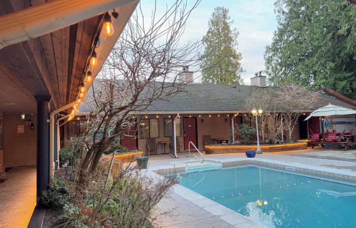 Sunshine Lodge Inn
