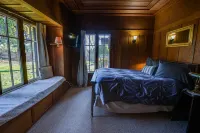 The Captains Quarters Hotels in Fort Bragg