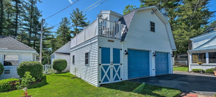 Sebago Lake Haven Water Views, Steps to Shoreline Hotels in Sebago