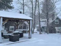 Bay Meadows Resort Hotels near Big Bear Lake