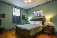Allegheny Trail House Hotels in Frostburg