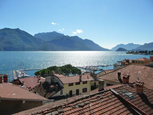 Beautiful view of the lake and mountains, free WiFi, calm.