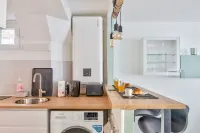 Cosy studio in the heart of the historic center Hotels in Pontoise