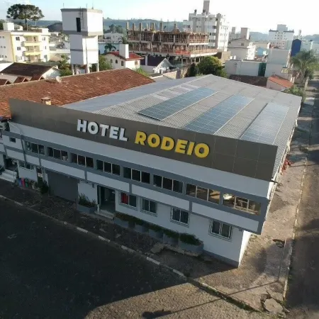 Hotel Rodeio
