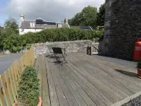 Kirk Cottage Hotels in Kelso