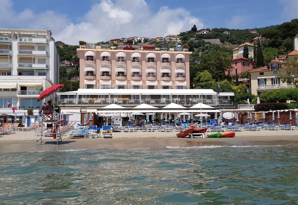 hotel overview picture
