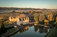 Schlosshotel Münchhausen Hotels in Extertal