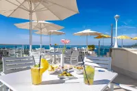 Sky Pool Hotel Sole Garda - breakfast