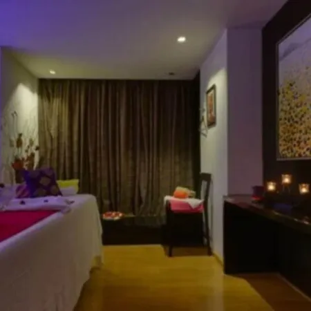 Davanam Sarovar Portico Suites Bengaluru