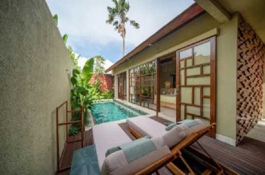 Manca Villa Canggu by Ini VIE Hospitality Hotels near Bermain