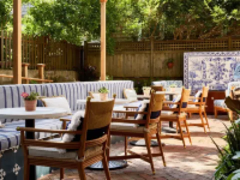 Blue Iris Hotels in Nantucket