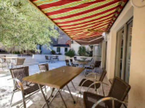 Hotel de la Gare Hotels in Indre