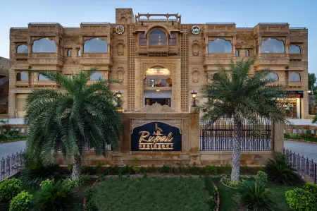 Rupal Residency Отели рядом с достопримечательностью «Bada Bagh»