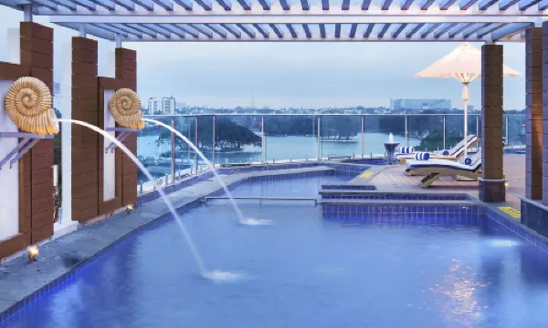 Radisson Bengaluru City Center