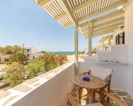 Studio Strouvalis Hotels in Skhoinoussa