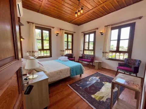 ชิร์กินเช โคนัค ชิรินเช