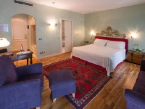 ホテル レジーナ アデレード ガルダのホテル