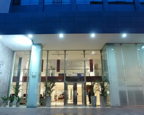 Dazzler by Wyndham Buenos Aires San Martín Hotels near Edificio Kavanagh