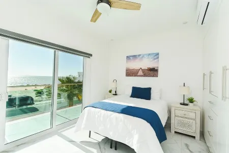 Luxurious private Space close to beach and lagoon