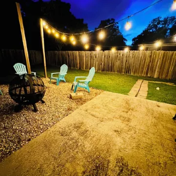 1.3 Mile to Kyle Field,10 min walk to A&M campus & Century Square, Pet friendly
