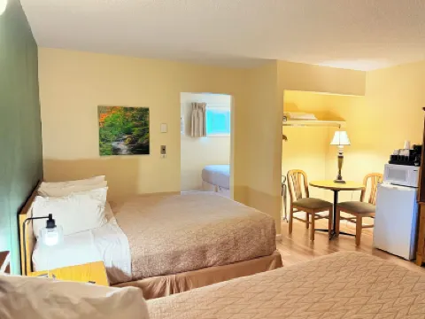 Timbers Inn and Suites Hotel di 