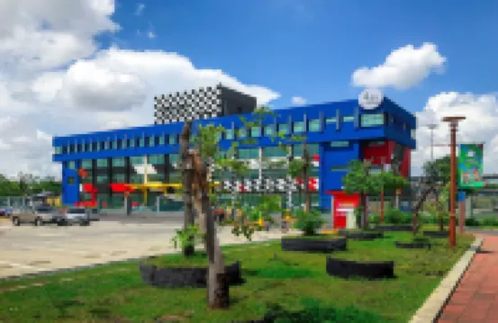 Holiday Garden Hotel SKM Park Hôtels à proximité de : Hongmaogang Bao'an Temple