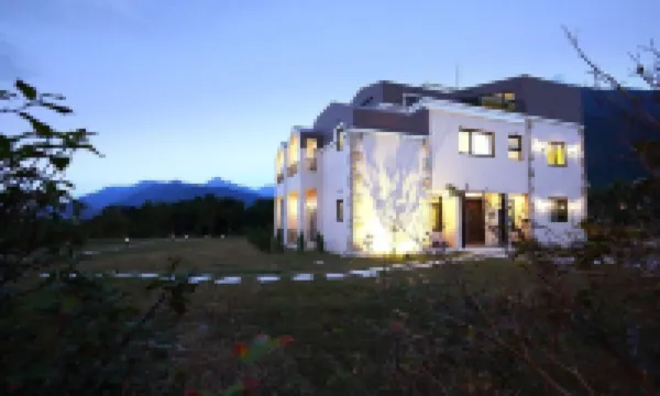 Taroko Mountain View B&B Hotel dekat Jembatan Cihmu