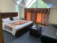 Cedar Vista Hotel