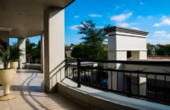 Casa Flora Guesthouse
