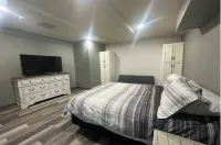 Oakland Courtyard Hotels in Gibson County