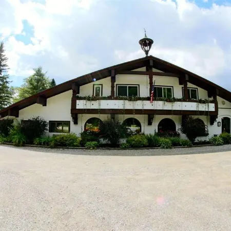 Northern Lights Lodge