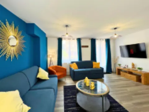 Appartement - Parking privé Gratuit, Proche Centre-Ville et Gare de Saint-Omer Hotels in Saint-Omer