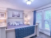 Spacious 3BR "The Haven in the Harbor" – Minutes to Harbor & Wine Country Hotels in Ashtabula
