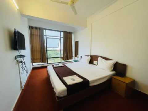 Zeke Hotels Hotels in der Nähe von Kongresszentrum Frontier Management Centre