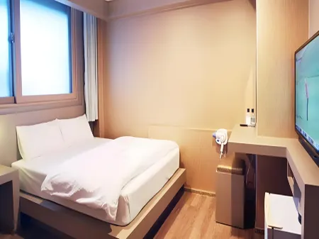 Raum Hotel