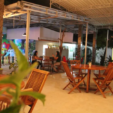 Hotel Wisata Baru