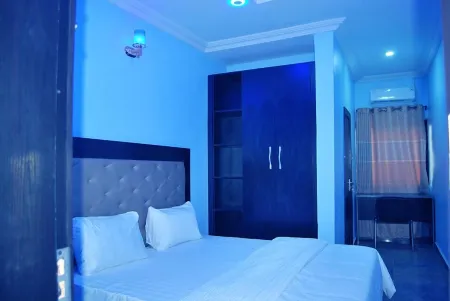 Tivona Hotels and Suites