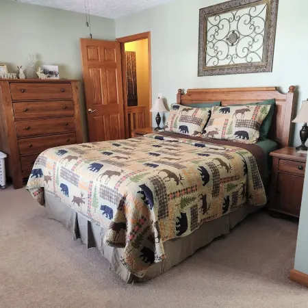 SLOPE SIDE SKI IN /  SKI OUT TOWNHOUSE TOP OF POWDER MONKEY LIFT BEST LOCATION