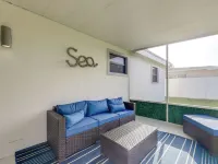 Private Yard! Getaway 3 Mi to Hard Rock Stadium Hotels in Miramar