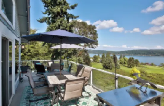 Fairway Harbor View by AvantStay
