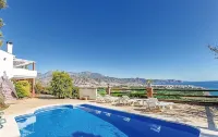 Nerja: Charming villa with the best panoramic views of the whole Nerja - バスタブ