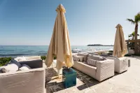 Petradi Beach Lounge Hotel