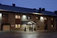 Hotel Caribou Hotels in 