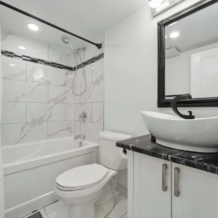 Modern 3 Bedroom Suite
