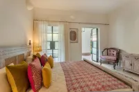 Casa Brilhante - 4BR Villa w Private Pool & Garden Hotels in Parra